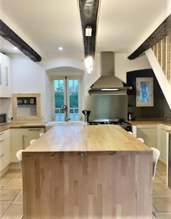 招待所 Un Je Ne Sais Quoi De Paradis 4*