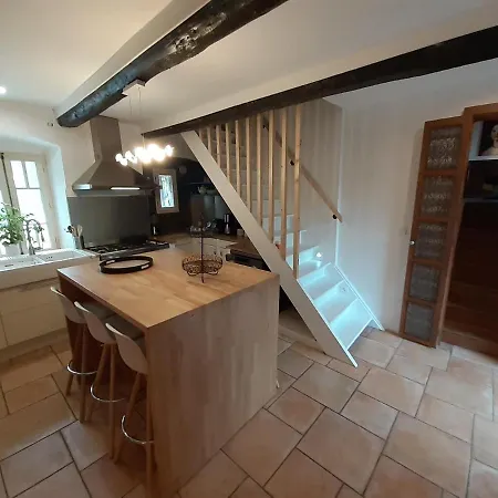 Un Je Ne Sais Quoi De Paradis 莱旺