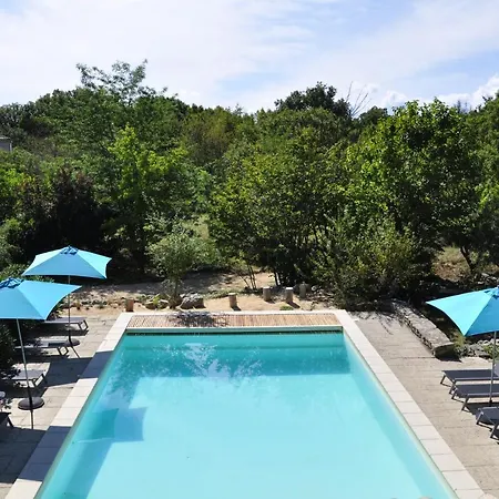 Pensión Un Je Ne Sais Quoi De Paradis 4*